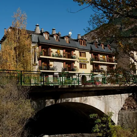 فندق Llibrada 2*